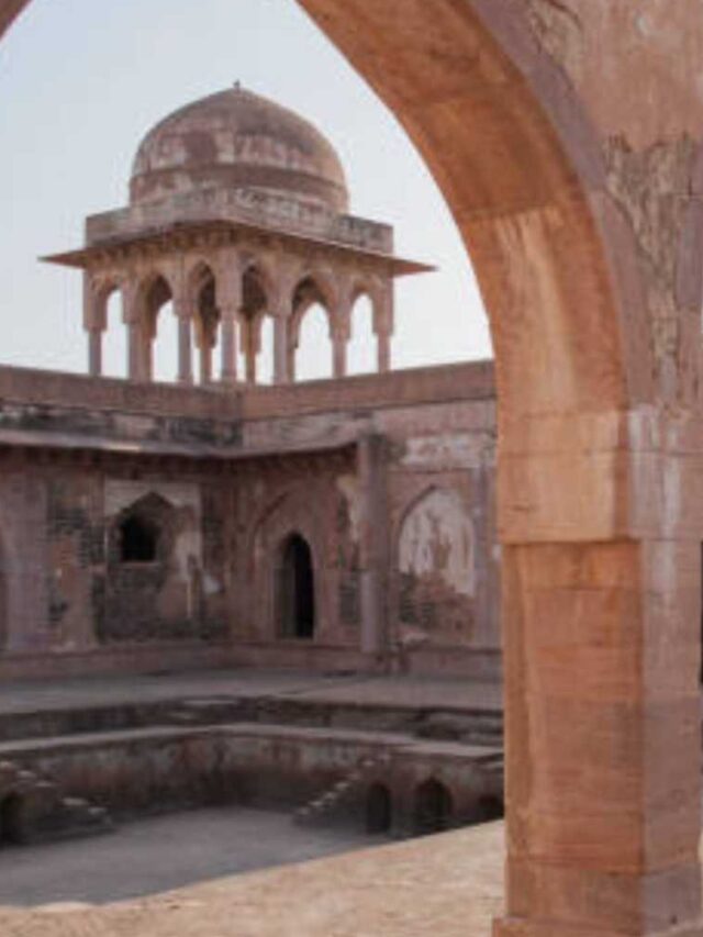 मध्य प्रदेश के धार जिले में स्थित है यह खूबसूरत प्राचीन शहर, टूरिज्म के लिए दुनिया भर में प्रसिद्ध है।